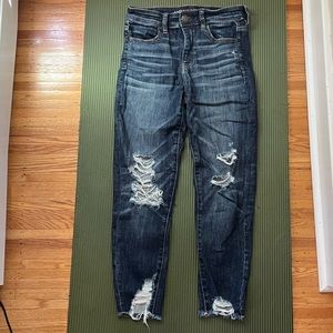 American Eagle cropped jeans